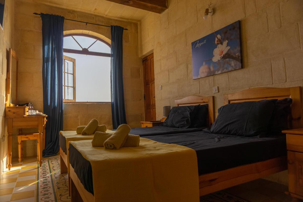 Ta' Lorenzo Guest House San Lawrenz Ngoại thất bức ảnh
