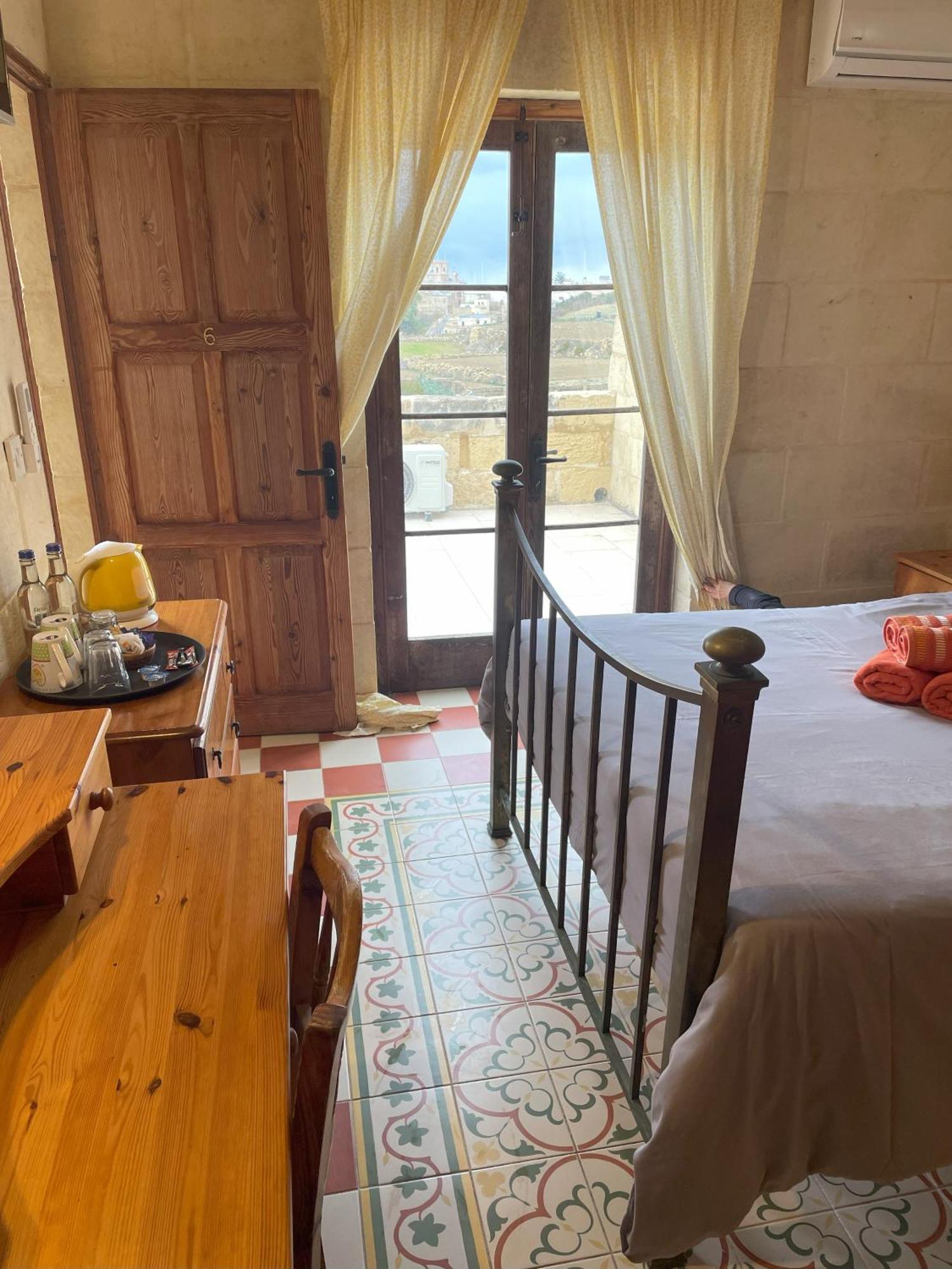 Ta' Lorenzo Guest House San Lawrenz Ngoại thất bức ảnh