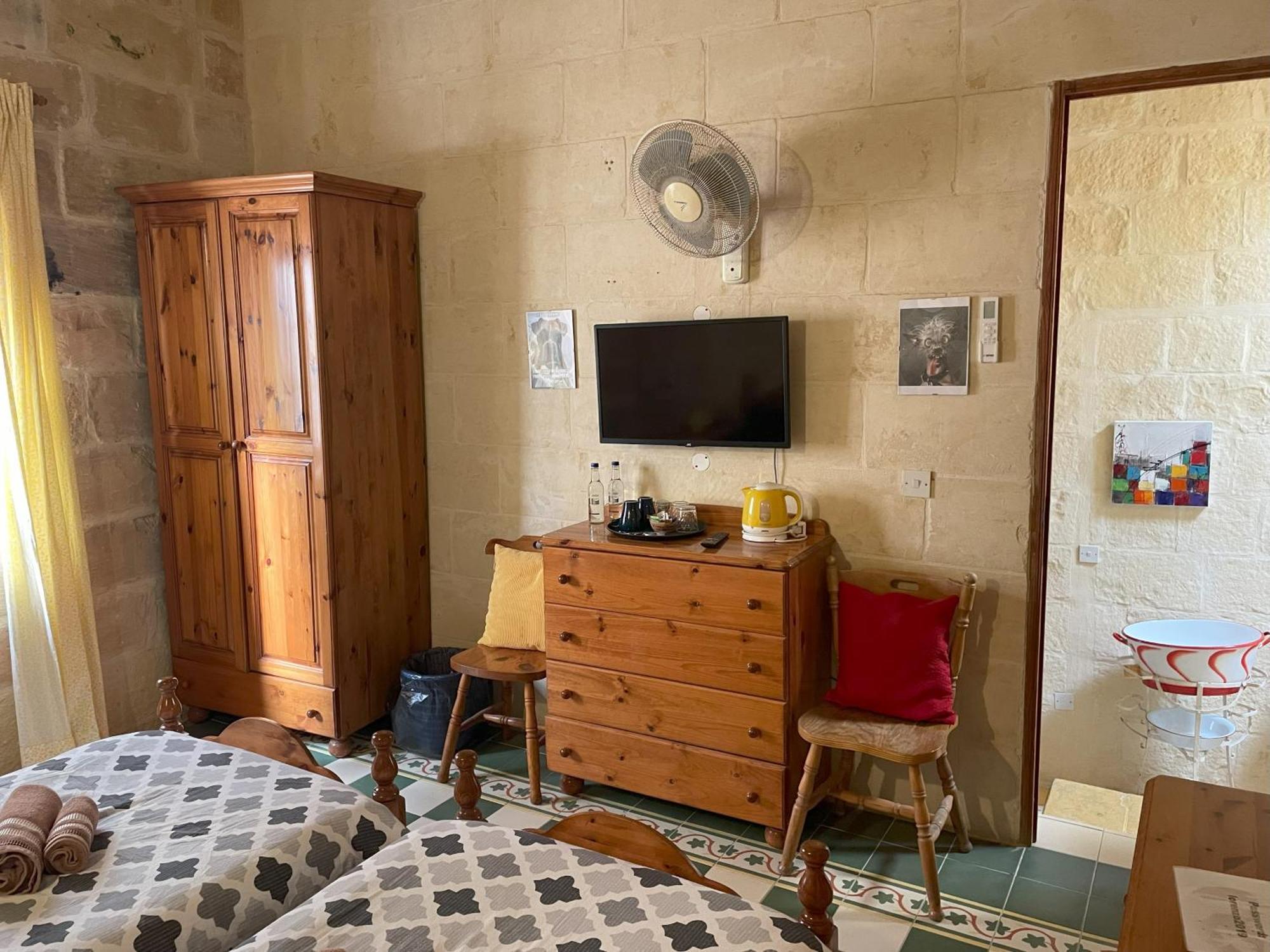Ta' Lorenzo Guest House San Lawrenz Ngoại thất bức ảnh