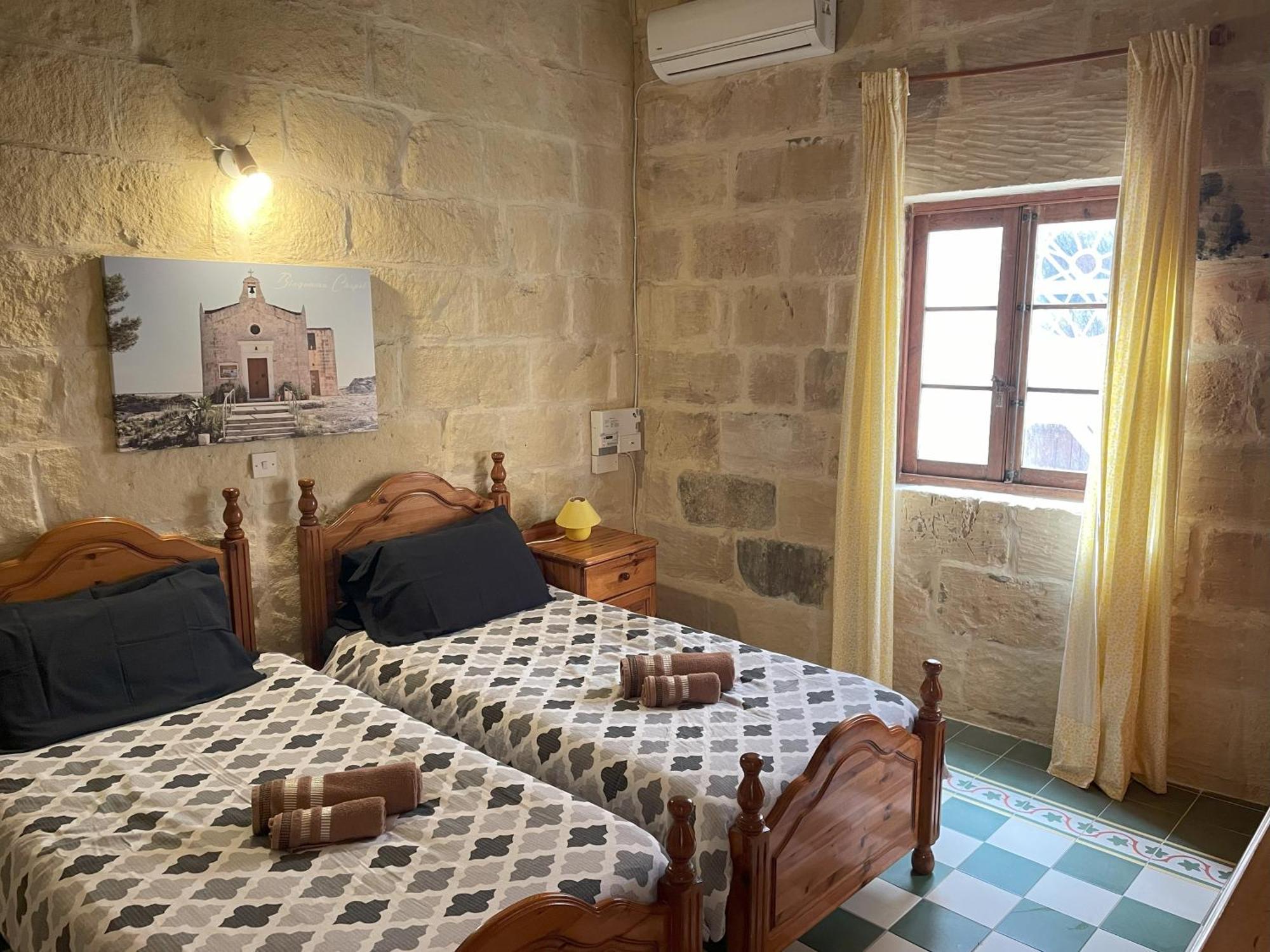 Ta' Lorenzo Guest House San Lawrenz Ngoại thất bức ảnh
