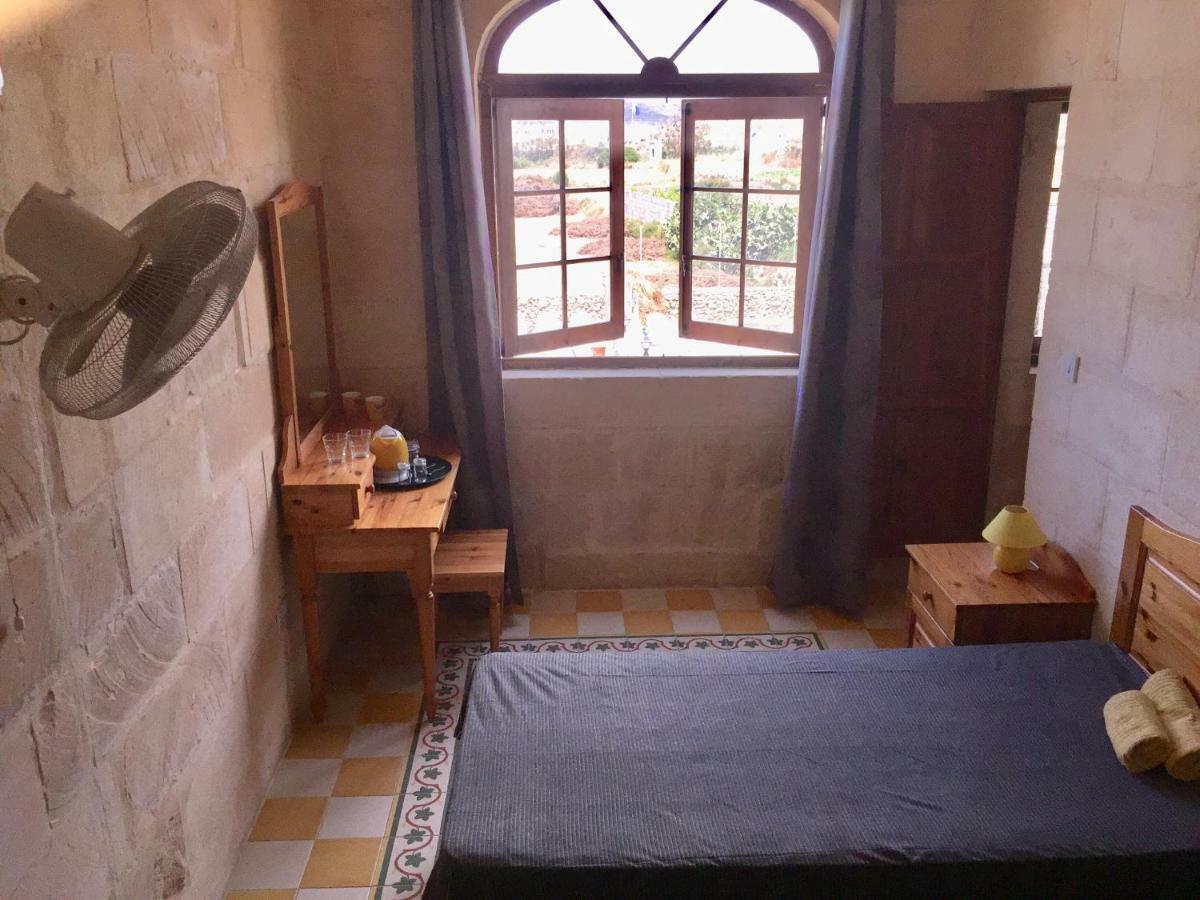 Ta' Lorenzo Guest House San Lawrenz Ngoại thất bức ảnh